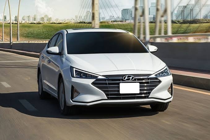 Hyundai Elantra for rent in Lahore
